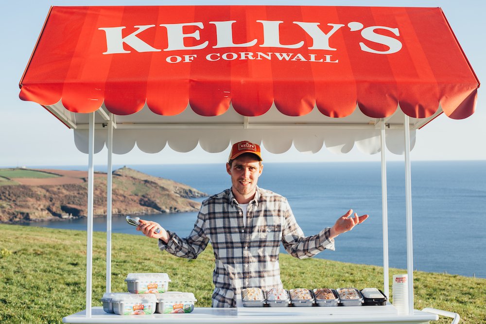 #SpeakCornish with Kelly's - 'Ple'ma parledh Kelly's an nessa?' (Where is the nearest Kelly's parlour?)