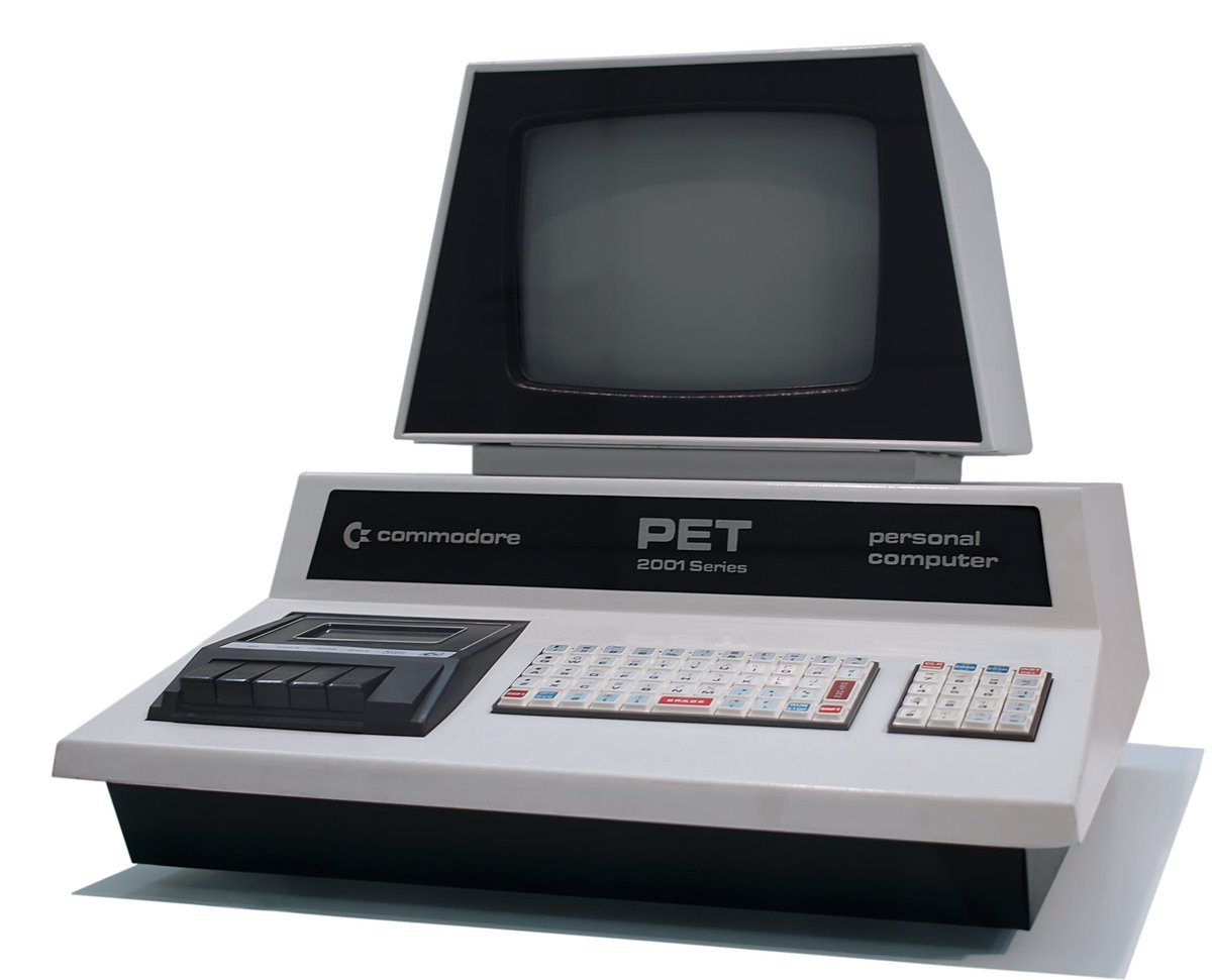 techflashback's tweet image. Though we remember the #c64, do you remember its precursor, the #commodore PET? #retrogaming bit.ly/29YUzjR