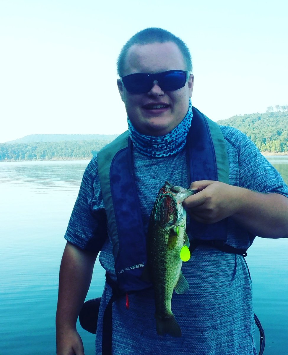 Caught a nice Greers Ferry Lake fish on a Chaingang Custom Baits Chainbait. <a href="/Apollos_shield/">Apollo's Shield</a> <a href="/LFTLURES/">LakeForkTrophyLures</a> <a href="/ProLineLures/">Pro Line Lures</a>