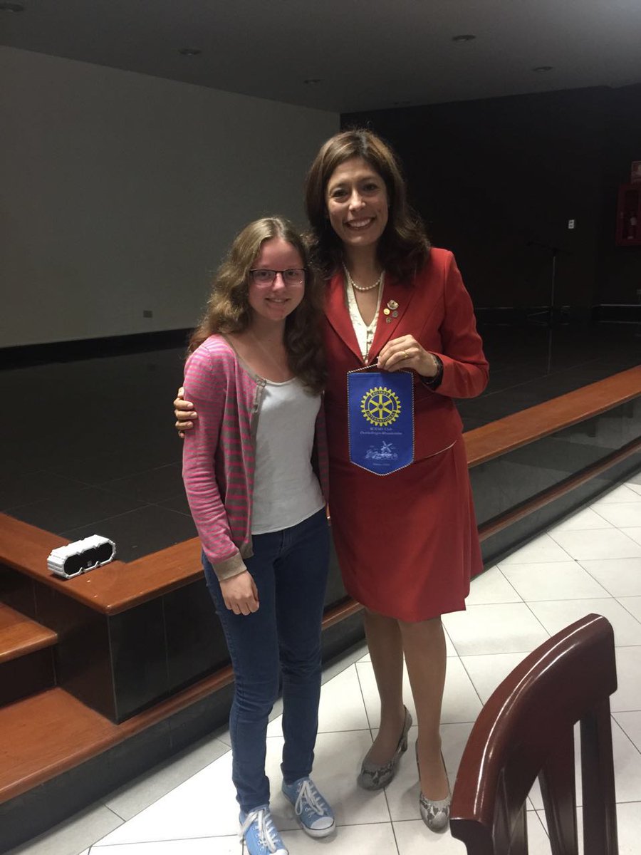Rotary_LaMolina's tweet photo. Alana visit us from Rotary Overledingen-Rhauderfehn #Rotary1850 #Deutschland #Danke #Rotaryfriends #Rotary https://t.co/ZgecQRmoZZ
