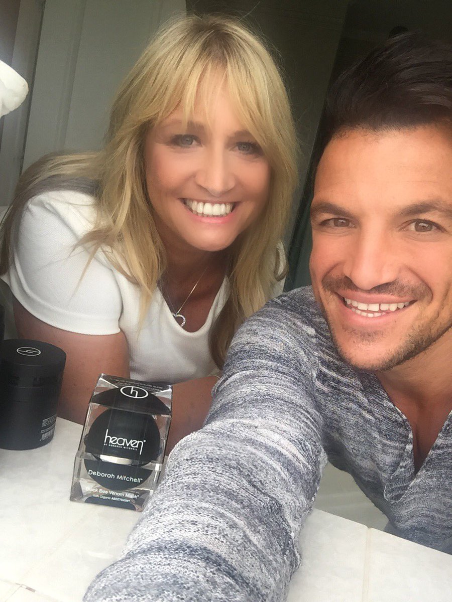 TENET CHARTS (@tenetcharts) on Twitter photo Look who came to visit us in Marbella with lots of goodies <a href="/heavenskincare/">Deborah Mitchell</a> <a href="/MrPeterAndre/">Peter Andre</a> love love Look who came to visit us in Marbella with lots of goodies <a href="/heavenskincare/">Deborah Mitchell</a> <a href="/MrPeterAndre/">Peter Andre</a> love love
