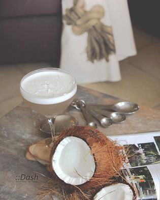DashConcept's tweet photo. BOUNTY DAIQUIRI :: #MewsParty For recipe -> @instagram https://t.co/QVTiTTxEYx
#FineDrinking #VscoDrink #cocktails https://t.co/LpWF7ZOLcG