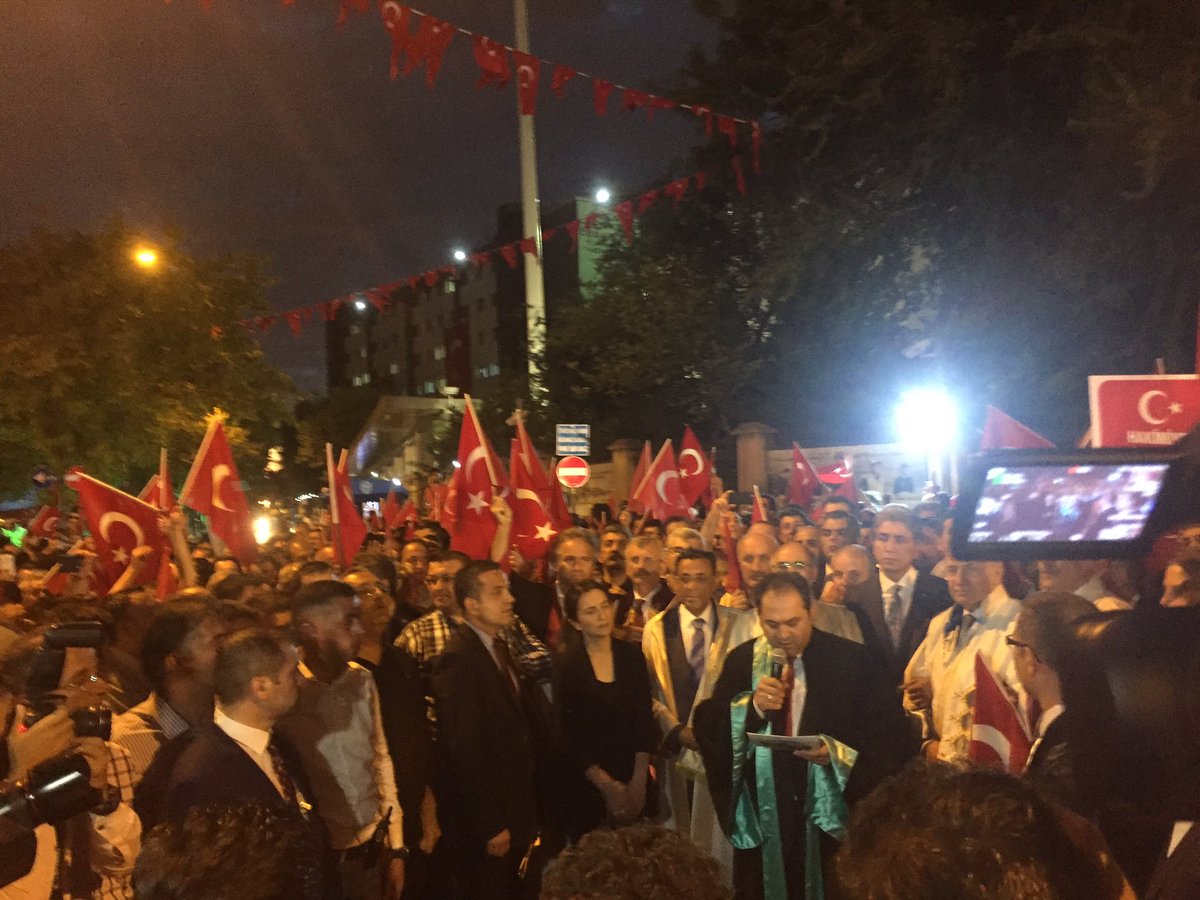 Kalkışma Girişimine karşı akademisyenlerin ortak metni açıklanıyor