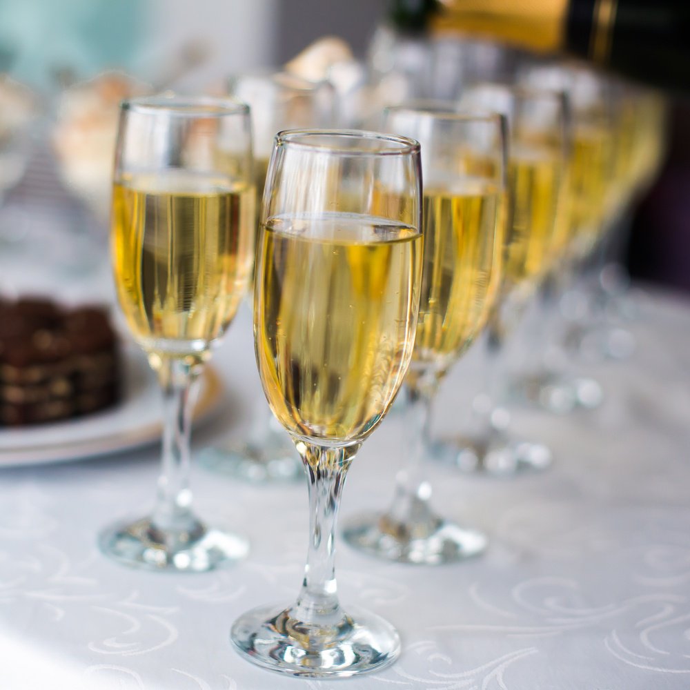 Certain_Arrive's tweet image. Catering Tips Everyone Must Know To Throw A Spectacular Corporate Event hubs.ly/H03Hdch0  #CheckInEasy