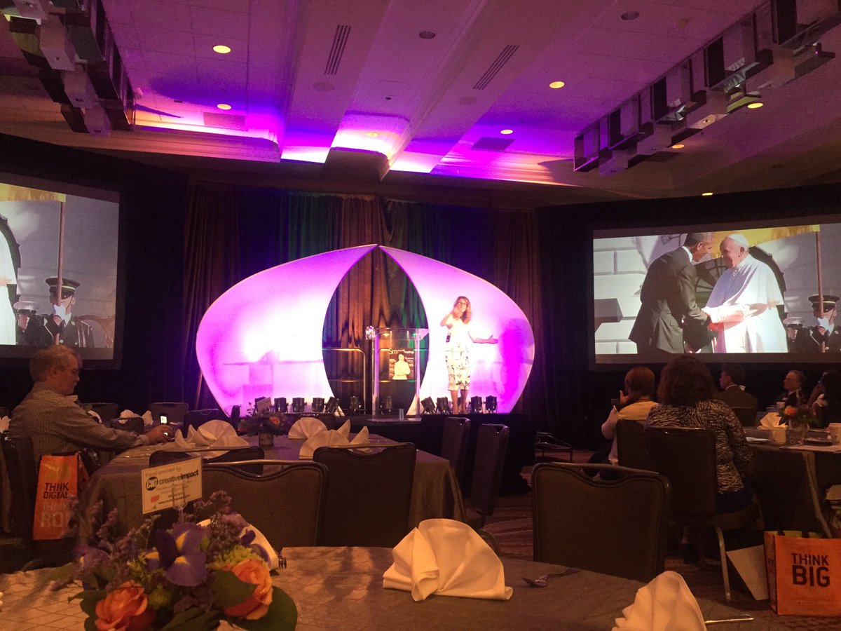 UltdPossCo's tweet photo. Enjoying the keynote, “Chaos Creates Opportunity” by speaker, Natalie Stavas. #smartmtg https://t.co/FJqQz96mW7