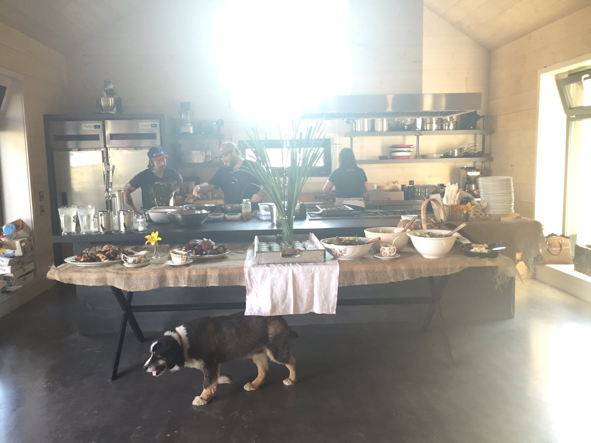 Was an honour &amp; pleasure cooking for @creemoresprings in the innovative &amp; stunning <a href="/TheNewFarm/">The New Farm</a> kitchen. Thank you!