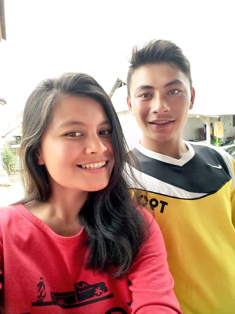 lithaJanalia's tweet photo. Rindu Pa ini Cowo ehh {} :* ♡ Baikbaik dsana Yahh {} https://t.co/fJMtqcPDWr