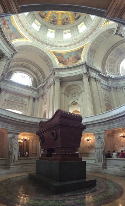 Napoleon Bonaparte's tomb https://t.co/V5KiU4rIgX<a href="/tag/asswednesday"class="tags"><span>#asswednesday</span></a>