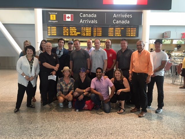 ACStefanoM's tweet photo. First Responders have arrived in #YYZ! We are proud to support #BackFortMac! #AirCanada https://t.co/IXNchtjVuC https://t.co/Z8vwyYzveE