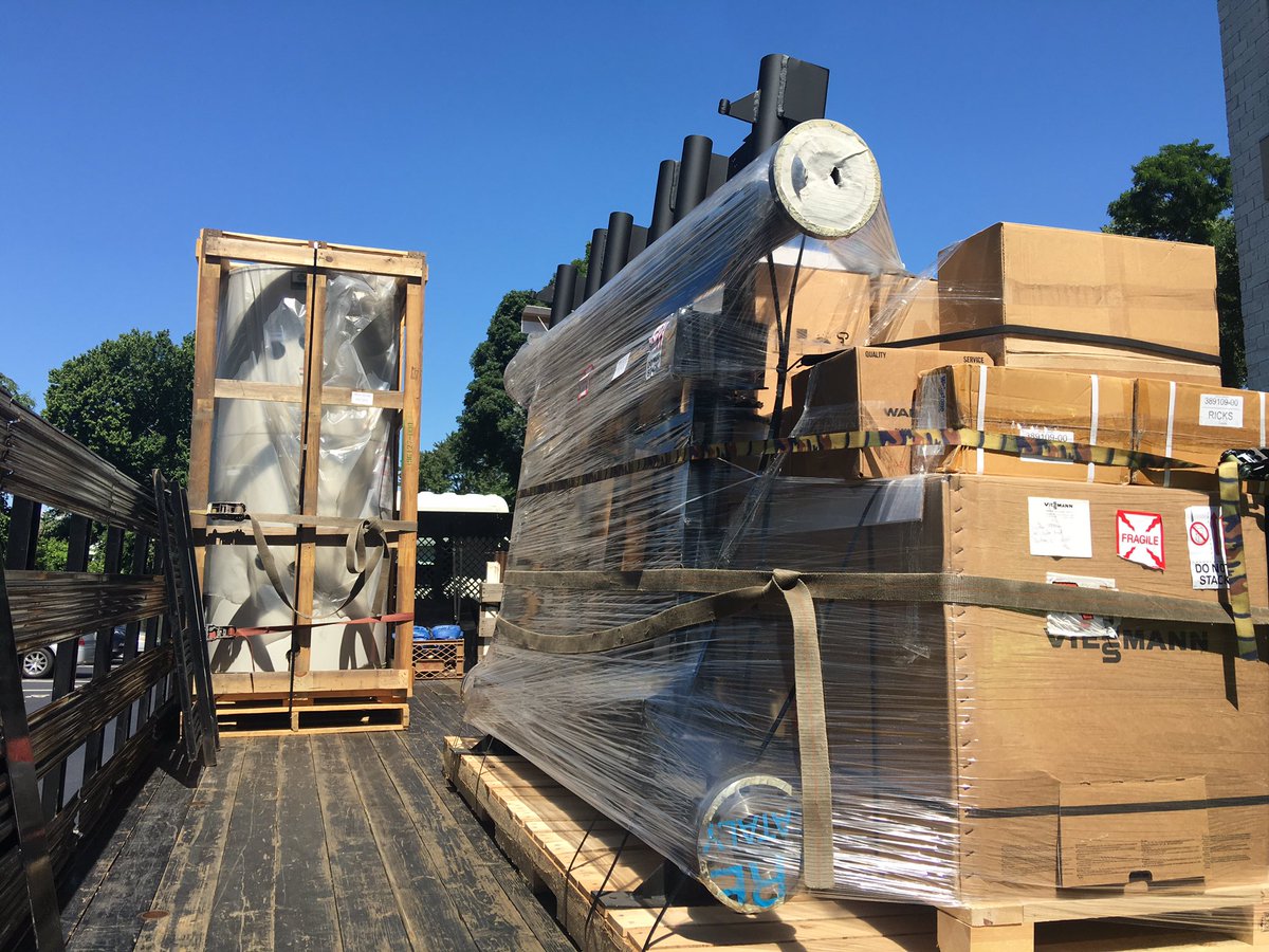 H20HeatingInfo's tweet photo. 50K worth of heating equipment #Viessmann #AOsmith #SheltonWinNelson #Winnelson #JJSullivan #heatingconsultant #CT https://t.co/g8aNlGx3bX