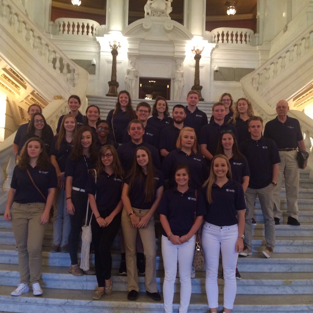 sb_royer's tweet photo. Huge shoutout2 @jpeterspsu @JennethLayaou @AnnMacrina & @agsciences for helping with our #AgLEAP tour at the Capitol https://t.co/qp7fvZf6T3