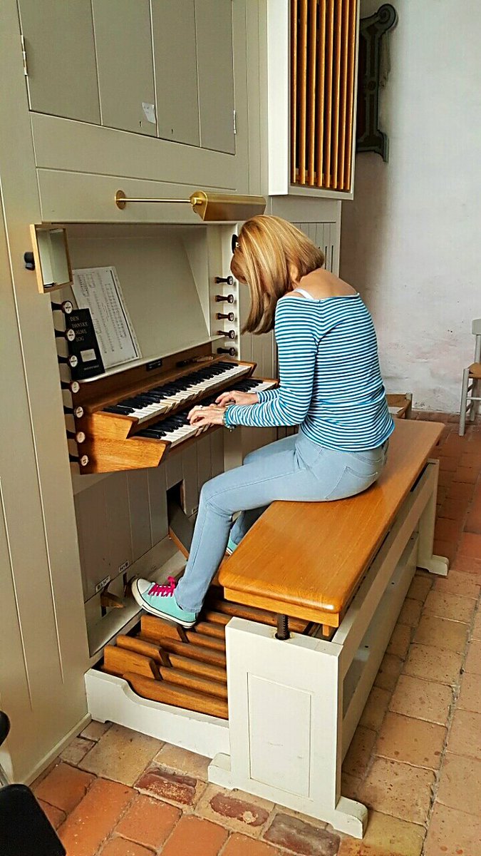 Lidija Kojic (@lidija_kojic) on Twitter photo 