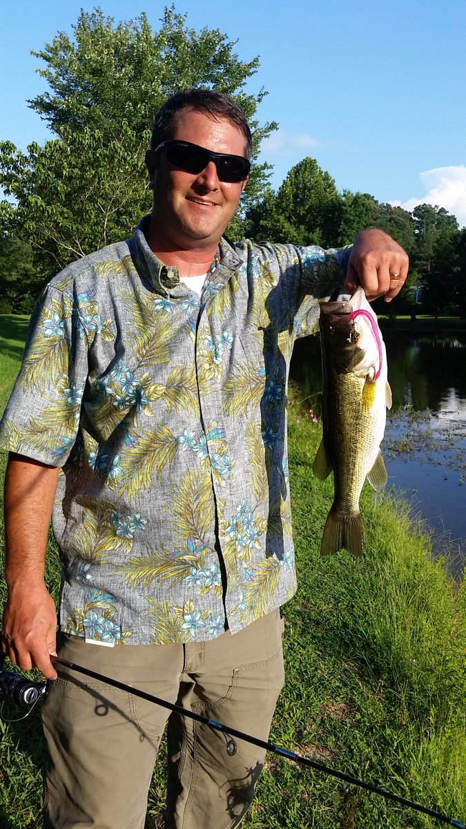 mannsbaitnews's tweet photo. Jelly Worms stay cool when the bass are hot. How hot is it where you are today?
#mannsbaits #jellyworms https://t.co/xkLutMbWTR
