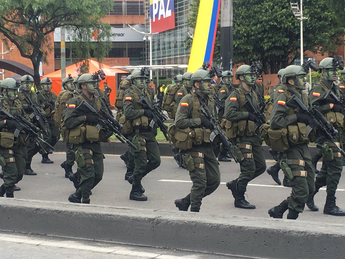 Fuerzas Militares de Colombia on Twitter En imgenes Desfile