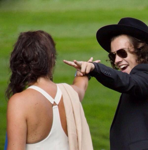 HLupdates's tweet photo. Two years ago today! Louis and Harry looking very handsome at Jay's Wedding. https://t.co/dfnGM3GWoP