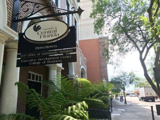 #UCF selects finalists to build #downtown parking garage
ucfnews.com/2acmGZs