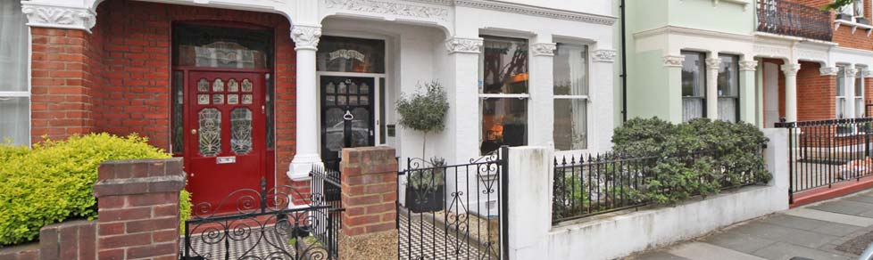 LetcomProperty's tweet image. BLOG POST: What is a rental property check out? qoo.ly/9zvue/0  #Landlords #Basingstoke