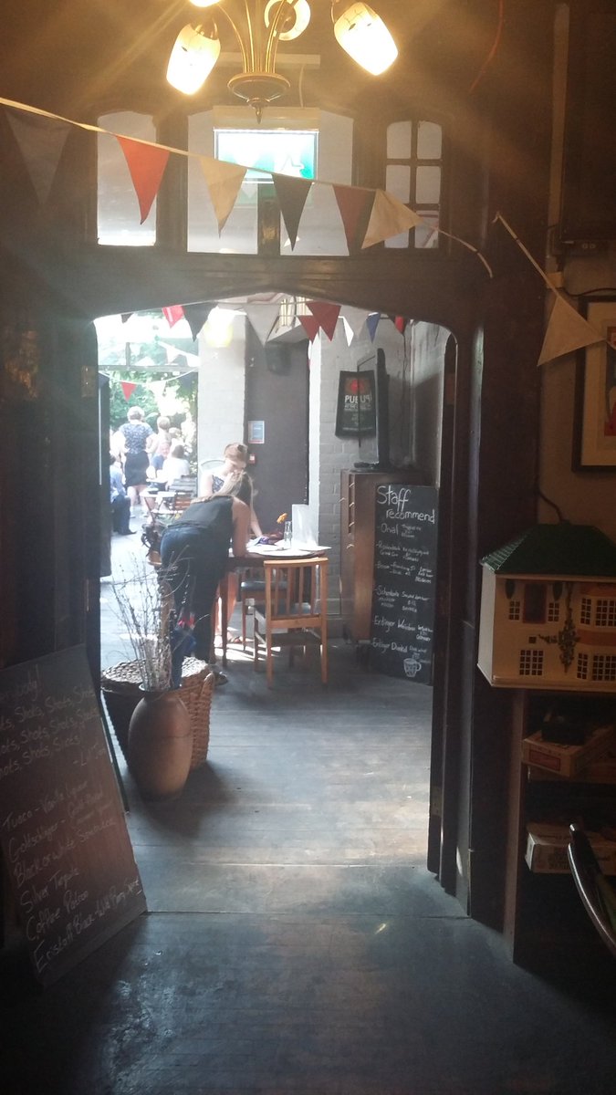 DoerksenSarah's tweet photo. At the @OldRedLionKenn getting ready for the 2nd @EdComs Charity Committee Pub Quiz to benefit Refugee Youth https://t.co/cA5hI6uary