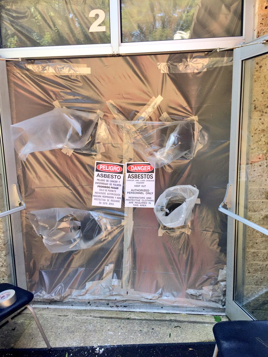 PowhatanSchools's tweet photo. Demolition of PJHS has begun!@PowhatanJHS #knockingitdown https://t.co/YOHDkYuO1F