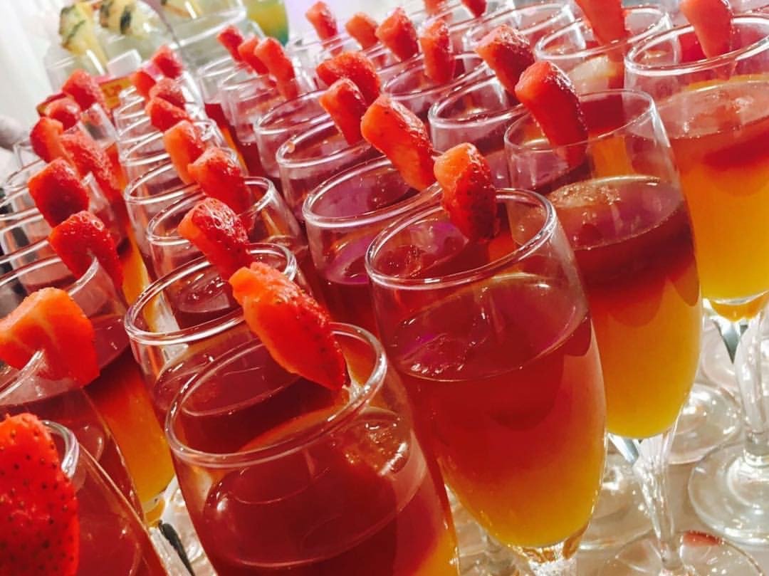 LaFreshco's tweet photo. Our seasonal mocktail https://t.co/iPURLmXuKf #lafreshco #caterers #mocktails #drinks #summertime #events https://t.co/TLpzlGbyn4