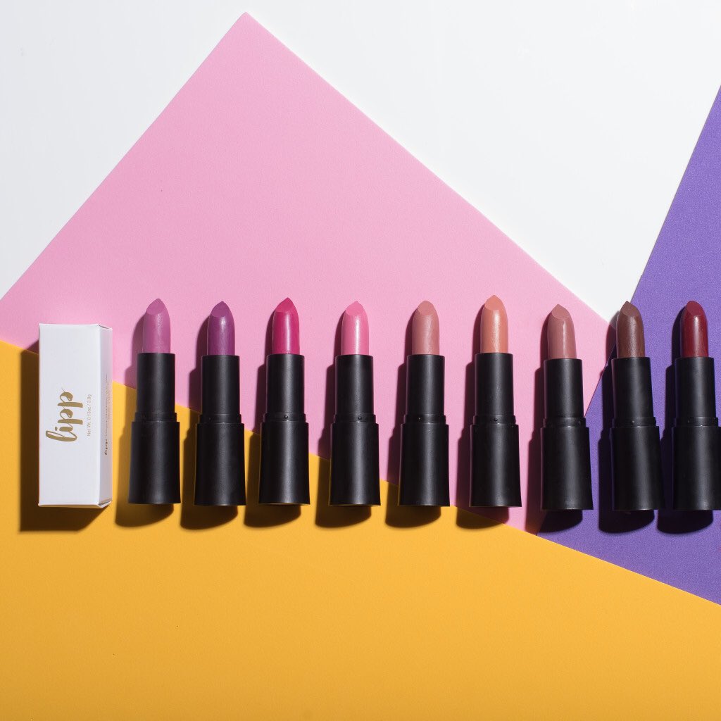 BloggerScene's tweet image. Excited to have partnered with @lippbeautifully for tonight's giveaways! #BloggerScene