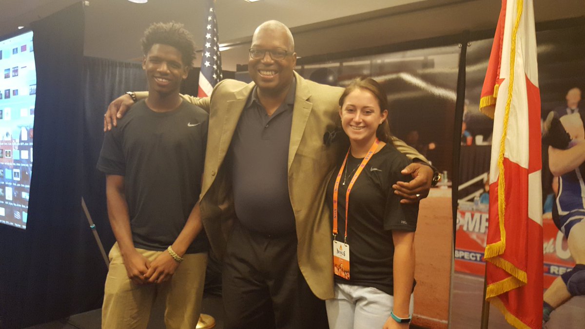 kwieseman's tweet photo. The Great State of Alabama appreciates the work of Elliot Hopkins &amp; @NFHS_Org for an amazing #NSLS16 @AHSAAUpdates https://t.co/gimZpuLq7K