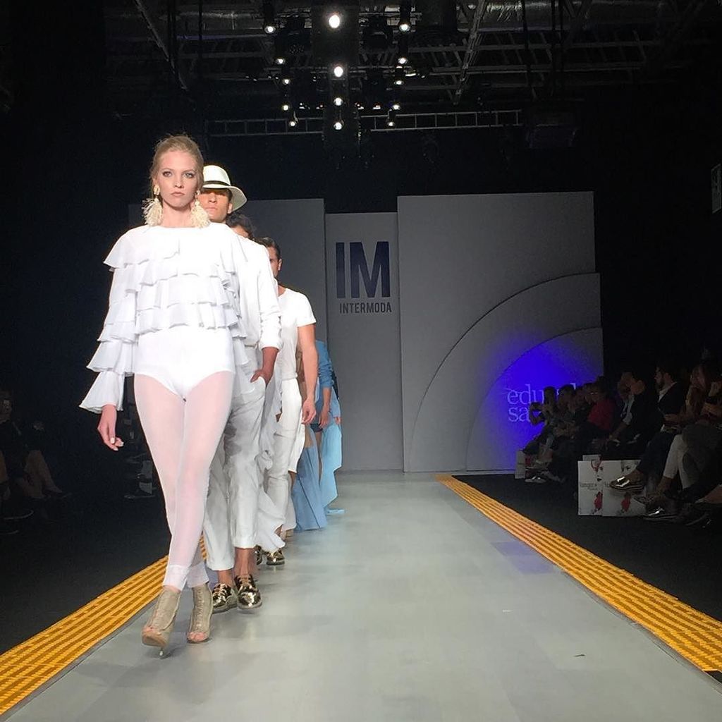 Intermoda's tweet photo. Increíble cierre de @eduardosantanaoficial para nuestra pasarela #TrendingIM #IM65 #Interm… https://t.co/j2kjoPCP7p https://t.co/HqyztS6EH2