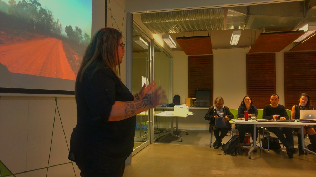 Jumbunna_Inst's tweet photo. Brilliant 2 days #IndigenousTheory workshops led by A/Prof Leonie Pihama @kaupapamaori all our ancestors theorised https://t.co/j1rX5p5cl4
