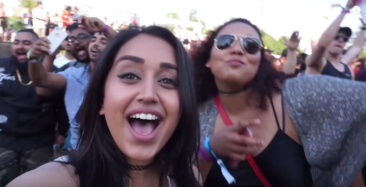 SR3YCa's tweet photo. Want to see the summertime madness that went on at #FVDED2016? Summan Kandola did a recap. https://t.co/FIEQmmXx5C https://t.co/4YM6OHZCz1