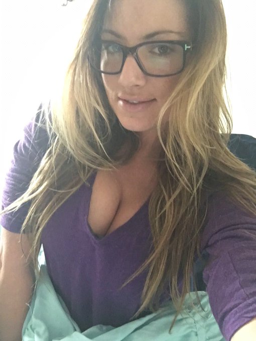 In bed..it's almost my birthday. Woo whoo! https://t.co/PgI8WS7oNh