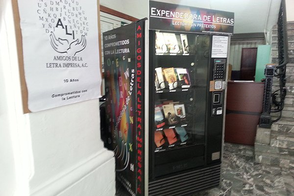 Centro_ALIAC's tweet photo. ¡Conozcan #LaExpendedoraDeLetras #ALI #ALIAC @LetraImpresa! República de El Salvador 60, #CentroHistórico #CDMX https://t.co/Hm6I5Ca8uj