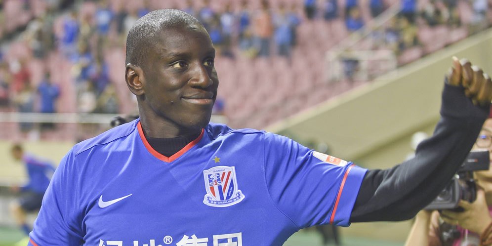 WinningBet99's tweet photo. https://t.co/mm757BCY7U - Demba Ba Pantang Pensiun Meski Cedera Parah https://t.co/miN7Gts5kZ