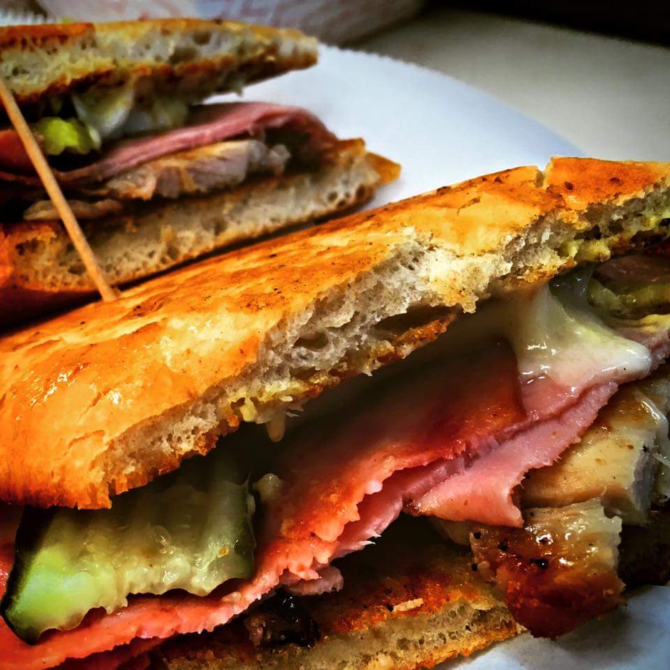 Tonight at BT: 2 Bro's Coastal Cuisine! Don't miss out! #foodtruck #ilmbeer