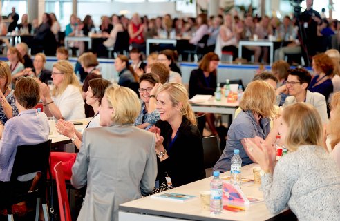 Rob_A_Hill's tweet photo. Female Managers Host the Next Generation of Female Leaders at SAP https://t.co/QEqxZzy9Tx https://t.co/ilTlWQxbcG