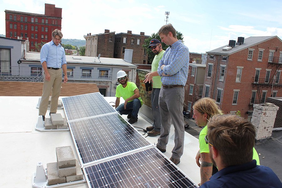As a founding participant in the <a href="/ENERGY/">U.S. Department of Energy</a> SolSmart program, <a href="/CityofCincy/">City of Cincinnati</a> is working to expand #solar! #SolarizeCincy