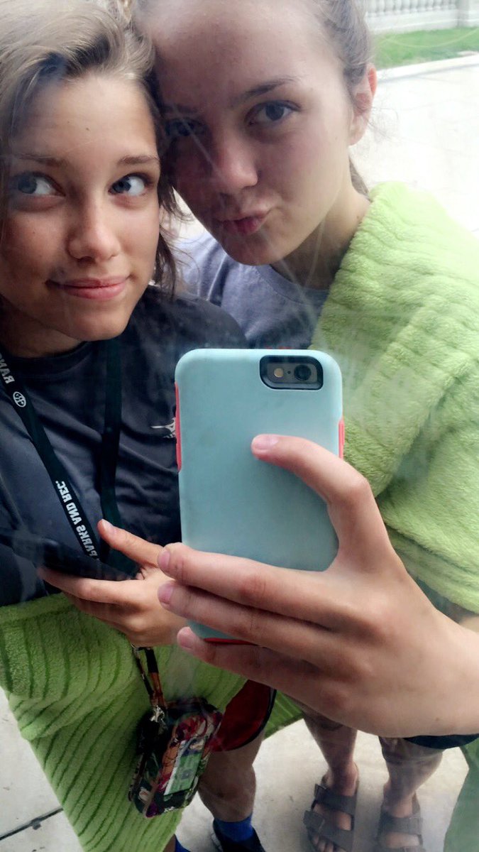 may_flowr's tweet photo. Happy Birthday Sophie!!! Love you bunches. Hope you have a great day. https://t.co/0MnVArlkjh