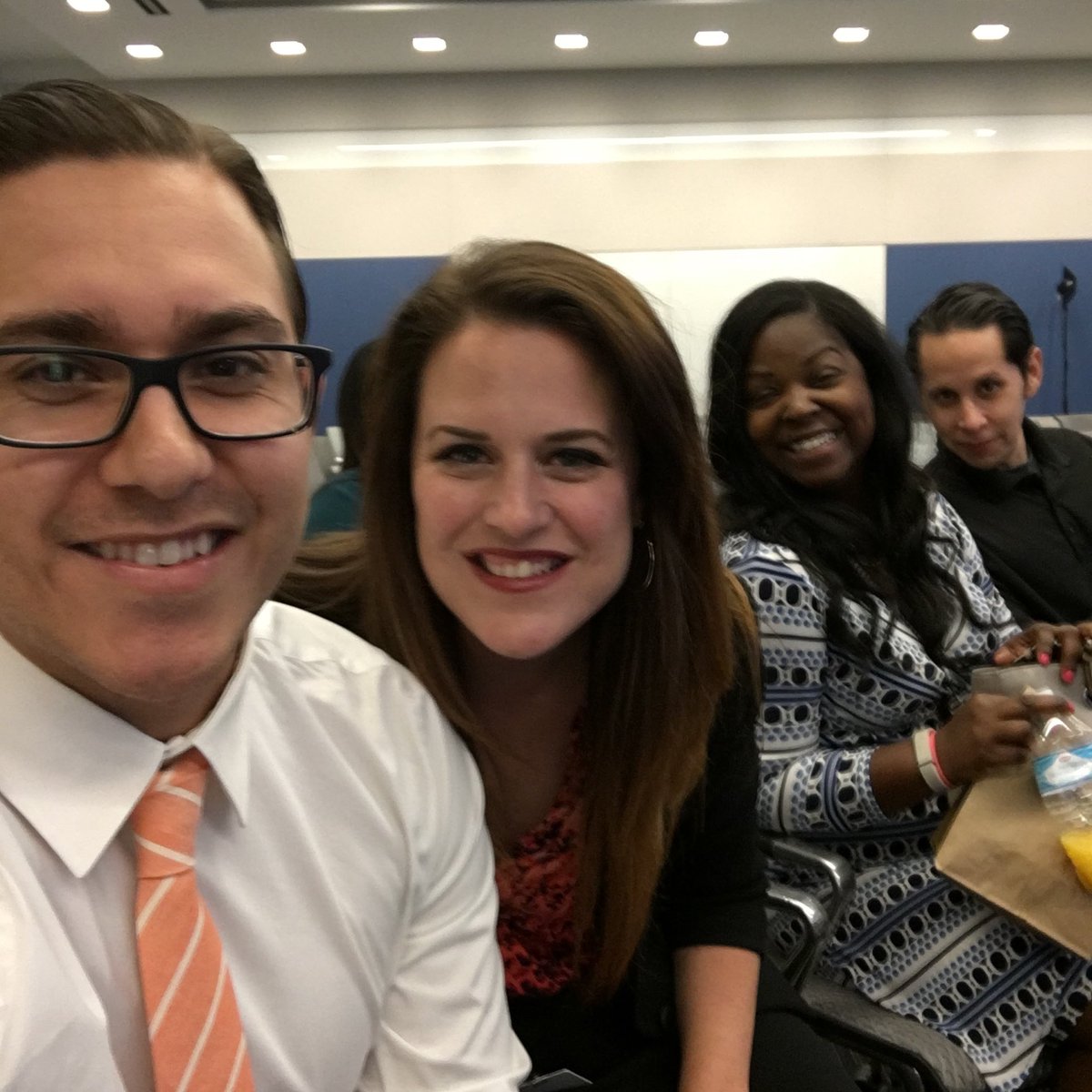 My first Erg Event!!! #oxyGEN #MeetMEG @CerritosCANDO @ATTchrisduong <a href="/N_Vega_Guadian/">Norma Vega-Guadian</a>
