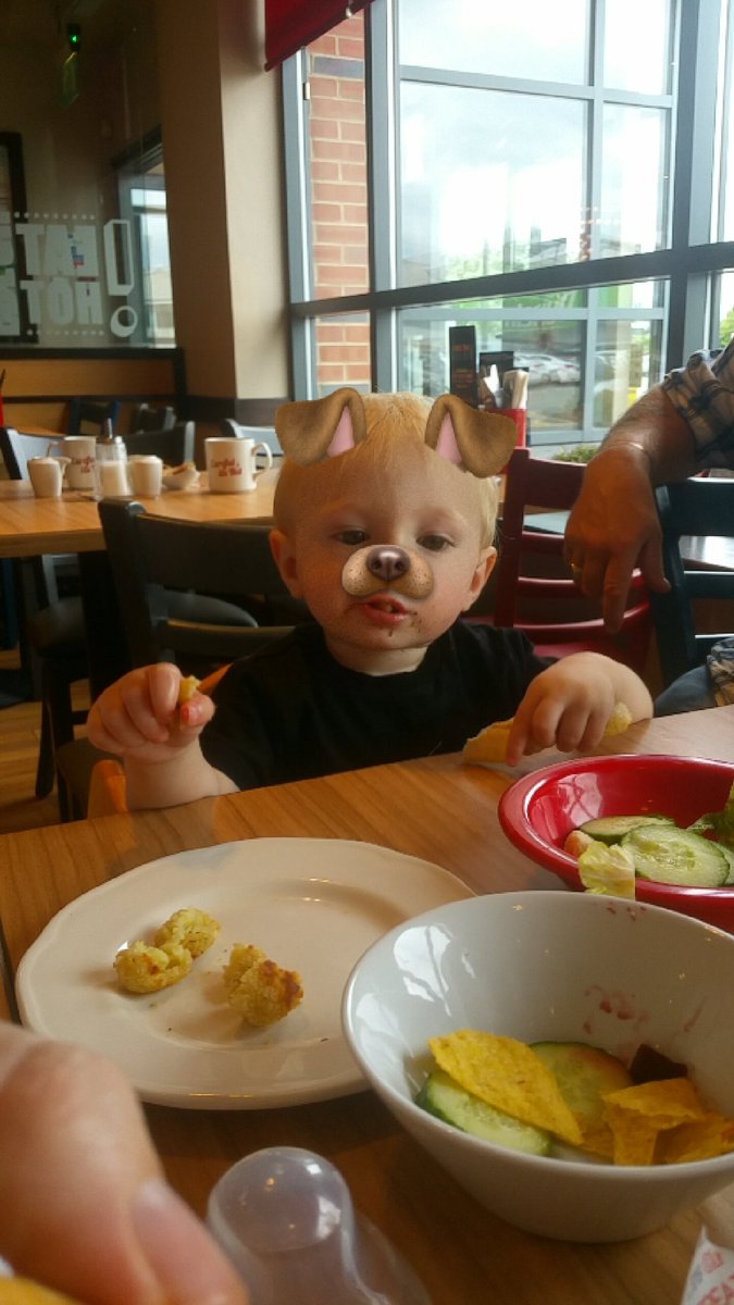 LaurennEdwardss's tweet image. Cant wait to see my little cheeky monkey tomorrow, seeing him will cheer me up #nephew #crazyauntie