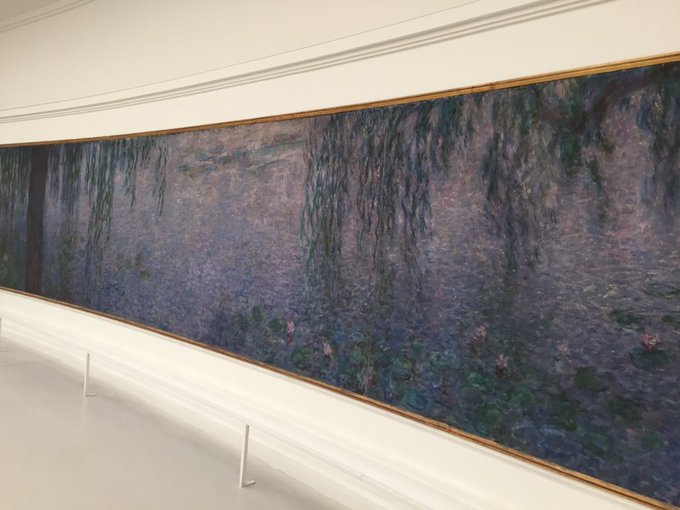 Musee Orangerie and the water lily rooms. https://t.co/mjLdzNfk6T