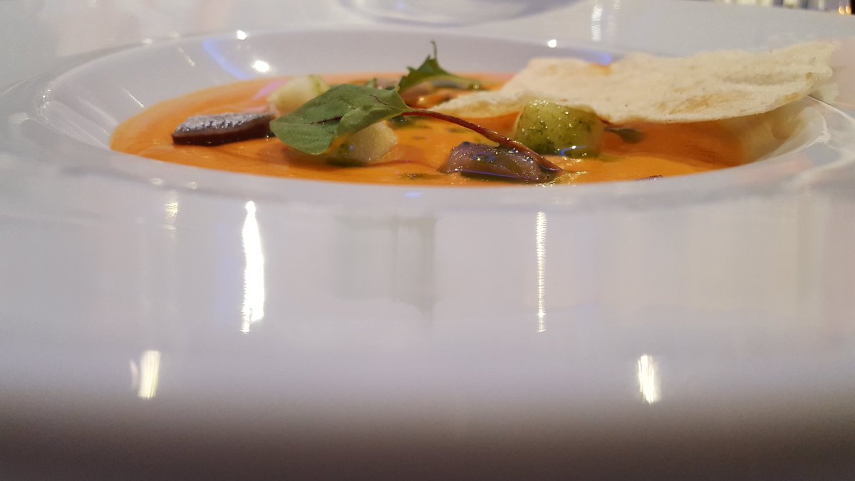 ileticiamartin's tweet photo. Fase Go: Salmorejo como nunca #reinvención #rompiendoestandares en @WelowRestaurant #Promocionas #veranodenets https://t.co/hU9zYSbrH8