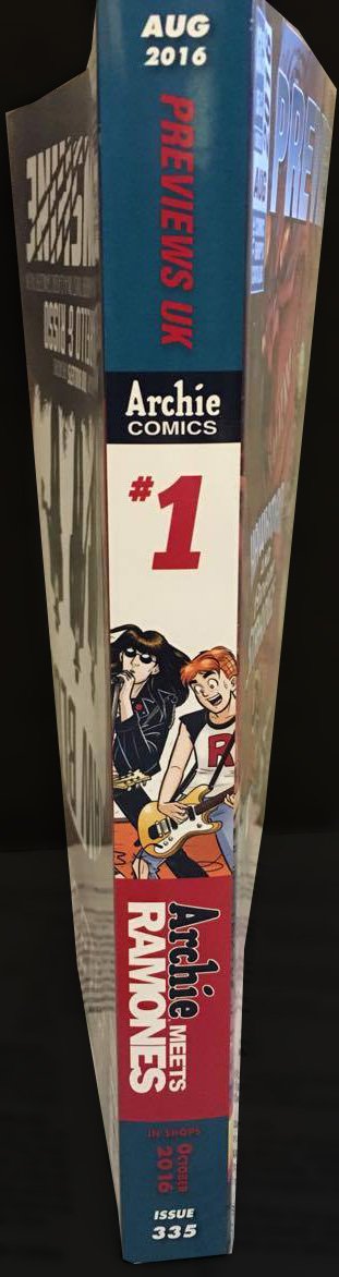 GiseleLagace's tweet image. Look what made the spine! Pretty cool! @ArchieComics #archiemeetsramones #ramones