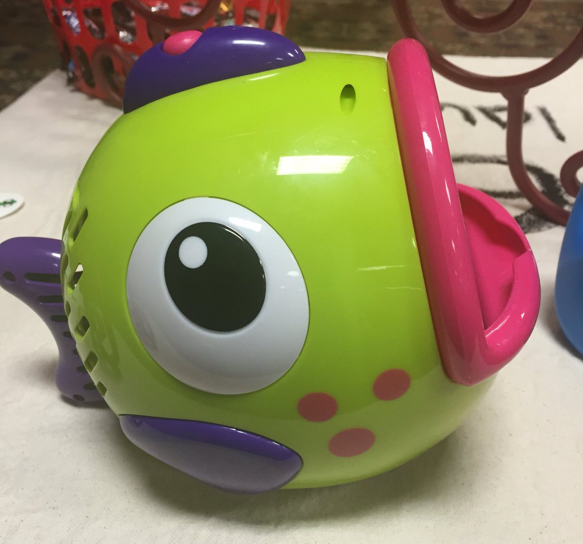 Bubbles + chocolate + fun= great attendee participation. Thank you #2016KCOP for letting us present <a href="/laundrylove/">laundrylove</a>!