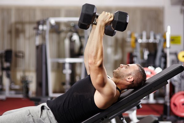 Bravaradio's tweet photo. Kode etik di gym? Lihat apa saja di sini >>  https://t.co/KQo7jpvMzF #BravaSports https://t.co/O7wGFz4VEQ