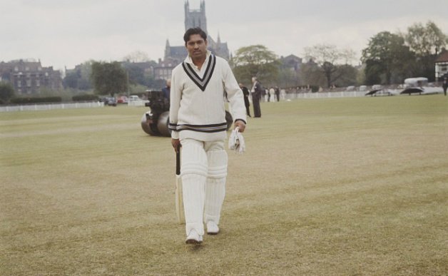 Happy Birthday Chandu Borde,
the Indian all rounder played 55
Tests (3061 runs, 52 wickets &
37 catches) 