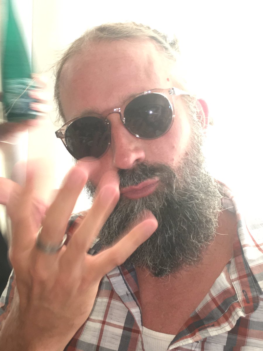 OrphanANME's tweet image. #moorefound poetry slam w/ the MMI"infrared telescope,Trident ROV" poem A. Allen,crowd favorite. Kay wins for style.