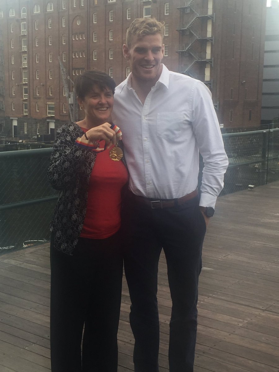 #aussie7s <a href="/cusack_tom/">Tom Cusack</a> with his aunt Loretta Dorman's 1988 Gold Medal <a href="/BlockaDutton/">Chris Dutton</a> <a href="/TimGavel/">Tim Gavel</a> <a href="/Dos44/">Loretta Dorman</a> #Rio2016