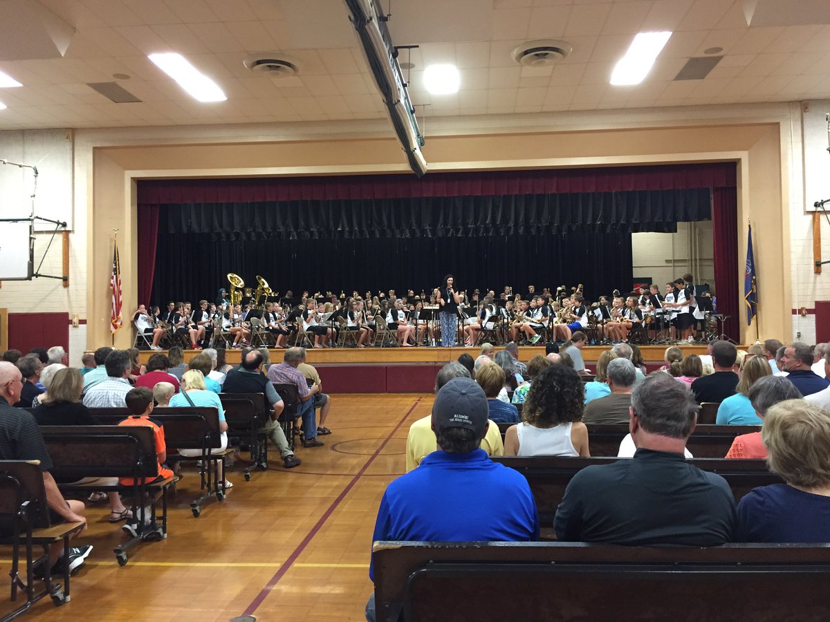 EvansCityPTO's tweet photo. 187 kids participated in EC Band camp. Special thanks to the hard work and dedication of Mrs. Glass. Sounds great! https://t.co/EBVzkq1JvK