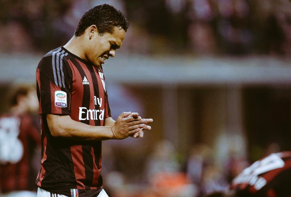 lnstantFoot's tweet photo. West Ham et le Milan AC sont tombés d'accord sur un transfert de Bacca, qui prendra deux jours pour se décider. https://t.co/gOtB684Mkn