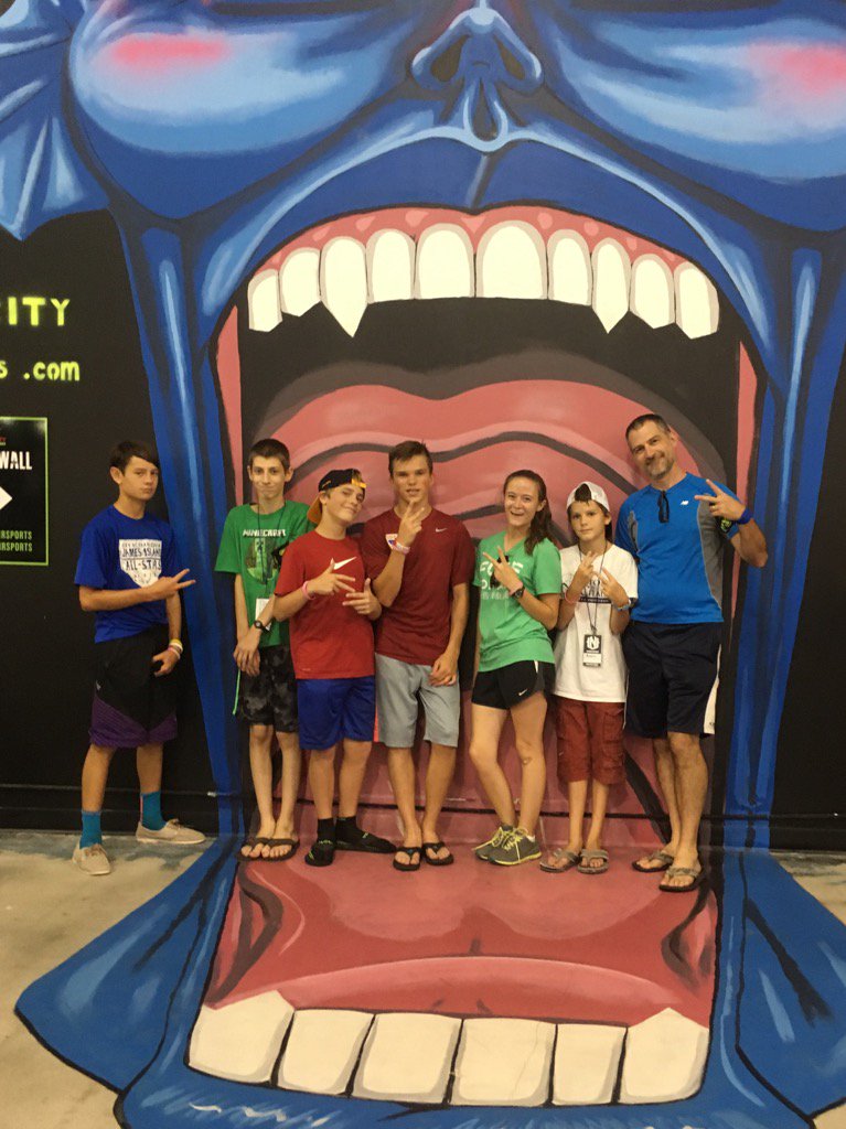 ipreacha's tweet image. Rockville Church Extended hang time at Velocity Air Sports. #fugecsu16