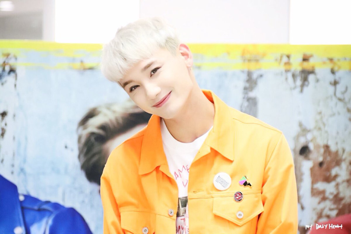Baby_jjun's tweet photo. 2016.07.20 오카야마AEON
#맵식스 #MAP6 #JJUN #제이준 #매력발산타임 #storm  
[@officialmap6 ] https://t.co/pdSbUWXFGV